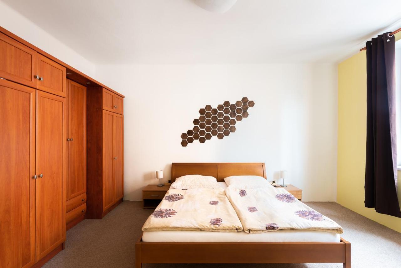 Lena Apartment דצ'ין מראה חיצוני תמונה